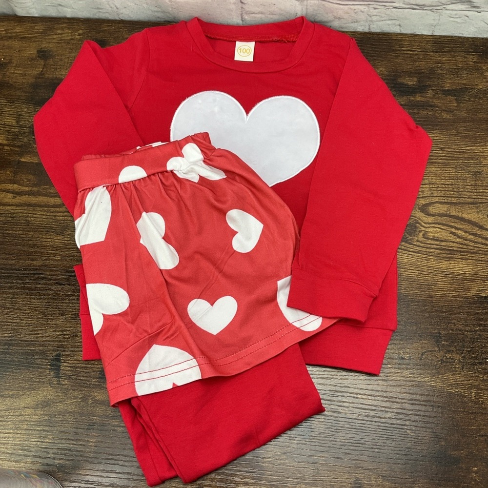 Girls/ Toddlers 2 Piece Valentines Day Set Very Cute Size 2-3 New